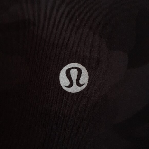 Lululemon Wunder Under Crop High-Rise Scallop Full-On Luxtreme 23" Camo Size 2 - Picture 5 of 13